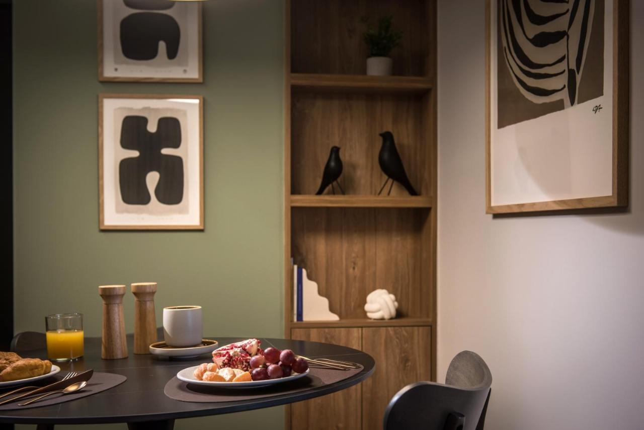 Relaxo Collection Luxury Suites In The Heart Of Heraklion Exterior photo